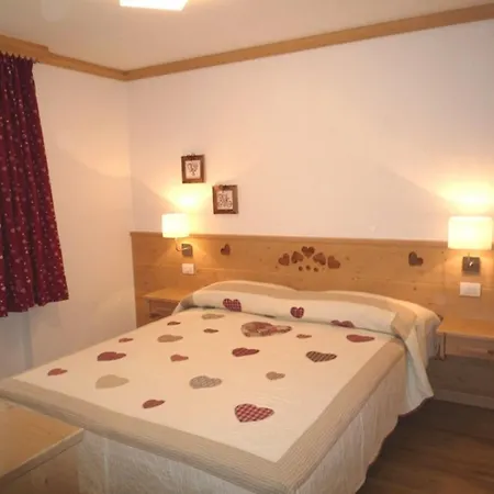 Stella Alpina Apartment Campitello di Fassa